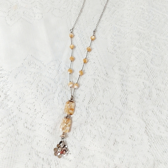 Long necklace Amber and white colors - Picture 3 of 10